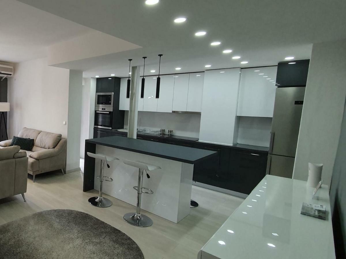 City Center Apartment สโกเปีย ภายนอก รูปภาพ