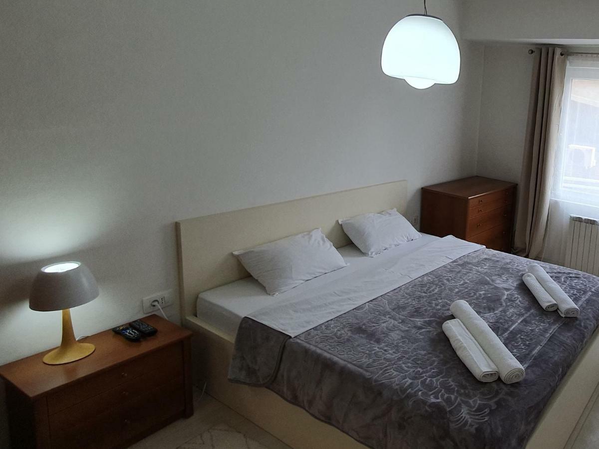 City Center Apartment สโกเปีย ภายนอก รูปภาพ
