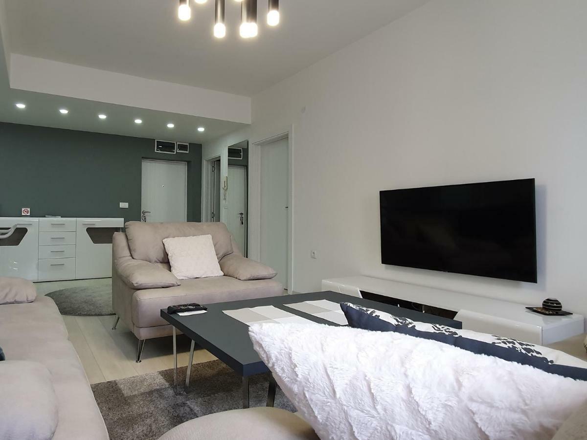 City Center Apartment สโกเปีย ภายนอก รูปภาพ